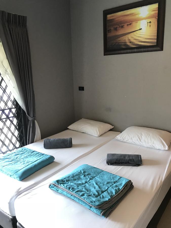 Hubb Hostel Phuket Airport Nai Yang Beach Екстериор снимка